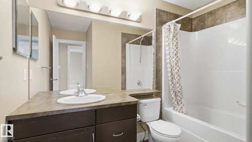 17211 78 Street Nw, Edmonton, AB - Indoor Photo Showing Bathroom