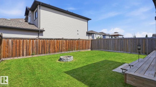 17211 78 Street Nw, Edmonton, AB - Outdoor