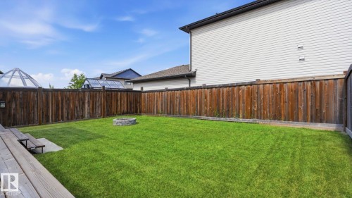 17211 78 Street Nw, Edmonton, AB - Outdoor