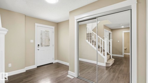 17211 78 Street Nw, Edmonton, AB - Indoor Photo Showing Other Room