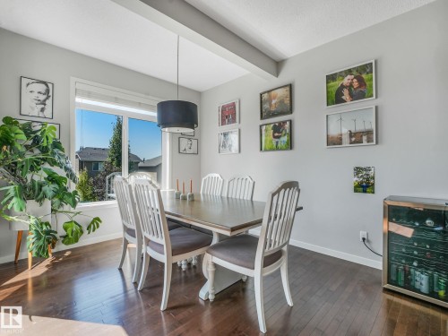 908 Goshawk Point(E) Nw, Edmonton, AB - Indoor Photo Showing Dining Room