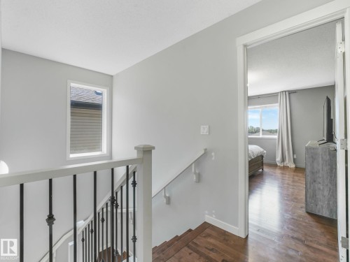 908 Goshawk Point(E) Nw, Edmonton, AB - Indoor Photo Showing Other Room