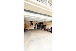 Garage - 