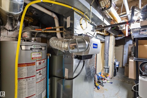 9851 86 Avenue Nw, Edmonton, AB - Indoor Photo Showing Basement