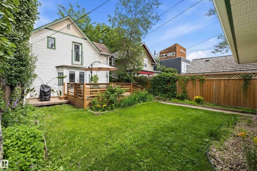 9851 86 Avenue Nw, Edmonton, AB - Outdoor