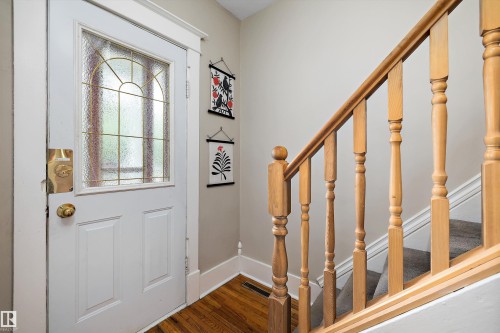 9851 86 Avenue Nw, Edmonton, AB - Indoor Photo Showing Other Room