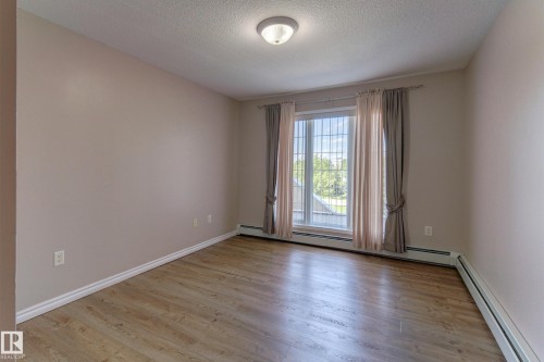 #326 2741 55 St Nw, Edmonton, AB - Indoor Photo Showing Other Room