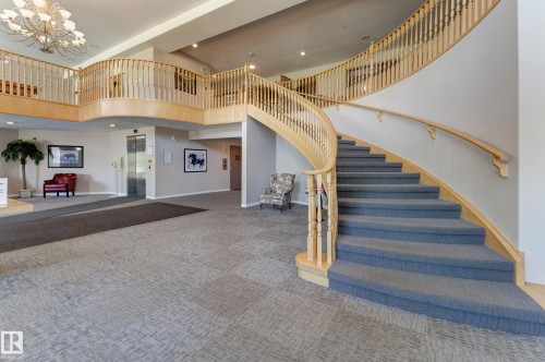 #326 2741 55 St Nw, Edmonton, AB - Indoor Photo Showing Other Room
