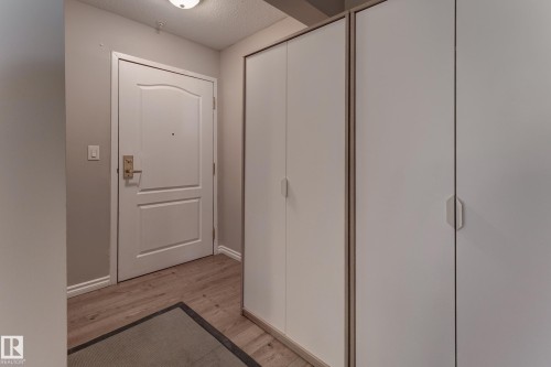 #326 2741 55 St Nw, Edmonton, AB - Indoor Photo Showing Other Room