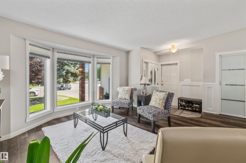 7 William Bell Drive, Leduc, AB - Indoor Photo Showing Living Room