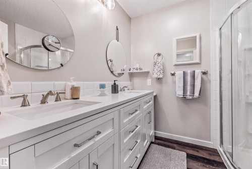 7 William Bell Drive, Leduc, AB - Indoor Photo Showing Bathroom