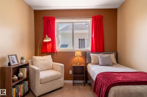 16280 51 Street Nw, Edmonton, AB - Indoor Photo Showing Bedroom