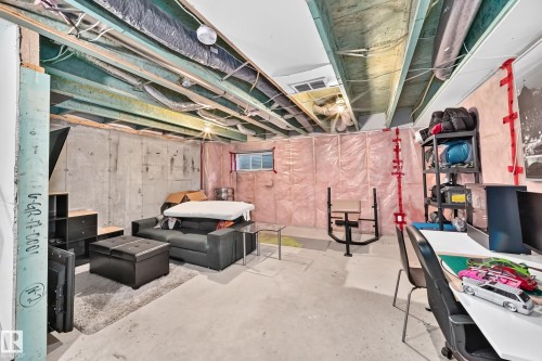 15908 10 Avenue Sw, Edmonton, AB - Indoor Photo Showing Basement