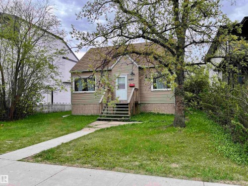 12027 124 Street, Edmonton, AB - Outdoor