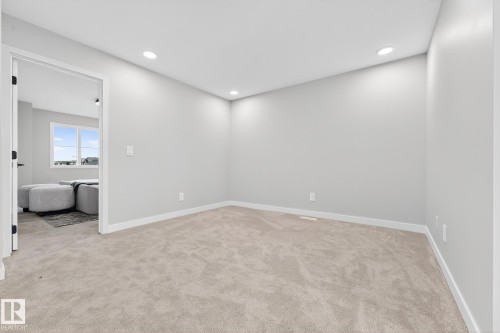 4011 207 Street Nw, Edmonton, AB - Indoor Photo Showing Other Room