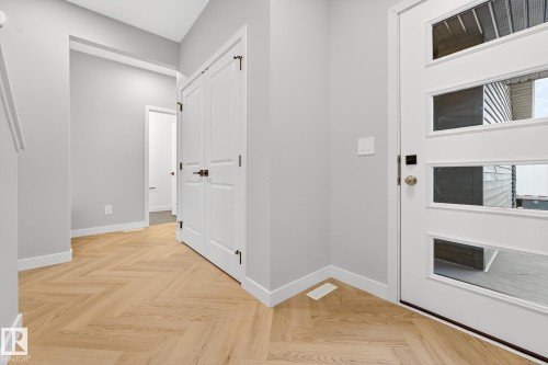 4011 207 Street Nw, Edmonton, AB - Indoor Photo Showing Other Room