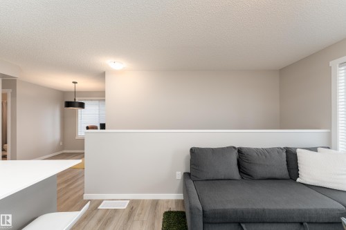 #61A 1530 Tamarack Bv Nw, Edmonton, AB - Indoor Photo Showing Other Room