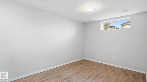 8230 71 Street Nw, Edmonton, AB - Indoor Photo Showing Other Room