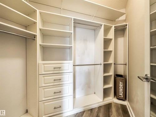 #703 10152 104 St Nw, Edmonton, AB - Indoor With Storage