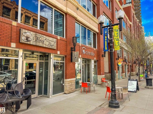 #703 10152 104 St Nw, Edmonton, AB - Outdoor