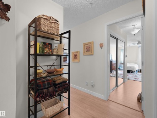 #203 9760 174 St Nw, Edmonton, AB - Indoor Photo Showing Other Room