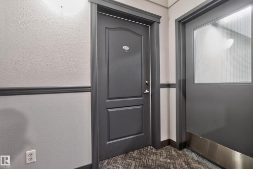 #430 3425 19 St Nw, Edmonton, AB - Indoor Photo Showing Other Room