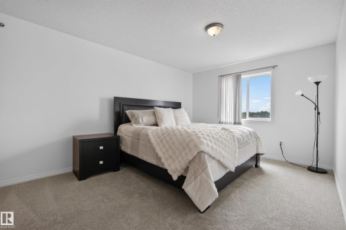 #430 3425 19 St Nw, Edmonton, AB - Indoor Photo Showing Bedroom