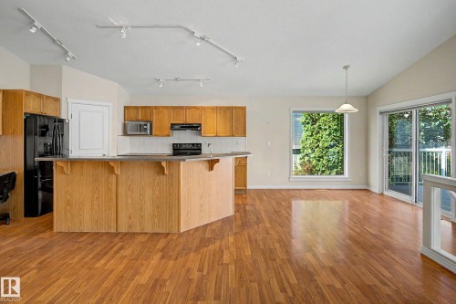 12 Encino Close, St. Albert, AB - Indoor Photo Showing Kitchen