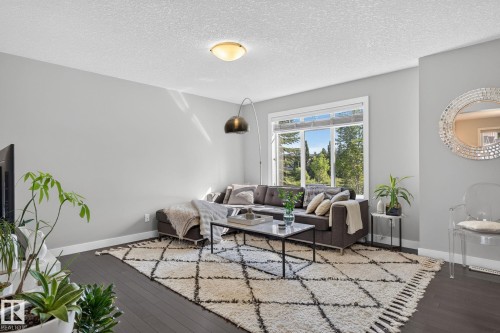 5922 Mullen Way Nw, Edmonton, AB - Indoor