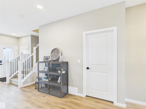 1098 Mcleod Avenue, Spruce Grove, AB - Indoor Photo Showing Other Room