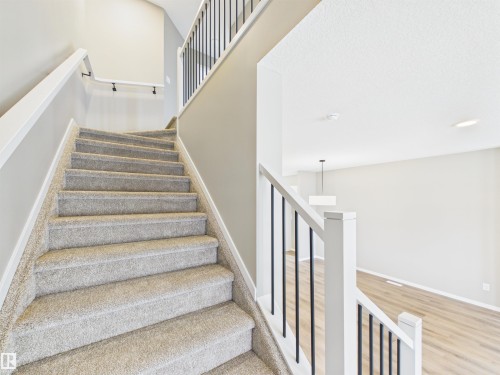 1098 Mcleod Avenue, Spruce Grove, AB - Indoor Photo Showing Other Room