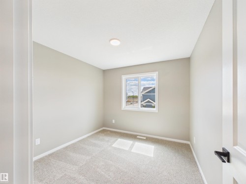 1098 Mcleod Avenue, Spruce Grove, AB - Indoor Photo Showing Other Room