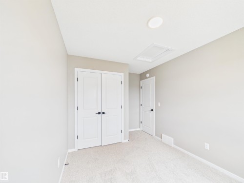 1098 Mcleod Avenue, Spruce Grove, AB - Indoor Photo Showing Other Room