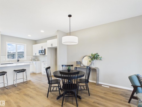 1098 Mcleod Avenue, Spruce Grove, AB - Indoor