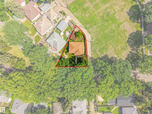9513 81 Street Nw, Edmonton, AB -  With View