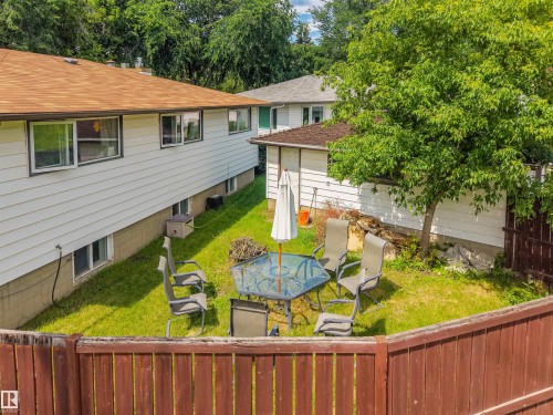 9513 81 Street Nw, Edmonton, AB - Outdoor