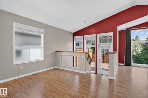Empty room - 3211 Mcphadden Place Sw, Edmonton, AB - Indoor Photo Showing Other Room