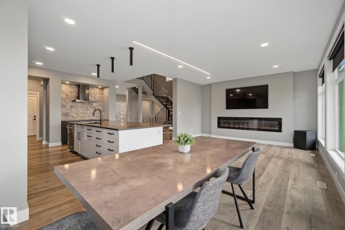 1463 Howes Crescent Sw, Edmonton, AB - Indoor With Fireplace