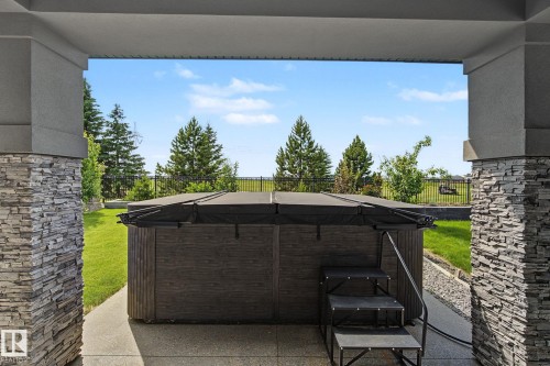 1463 Howes Crescent Sw, Edmonton, AB - 
