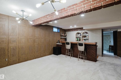 10433 32A Avenue Nw, Edmonton, AB - Indoor Photo Showing Basement