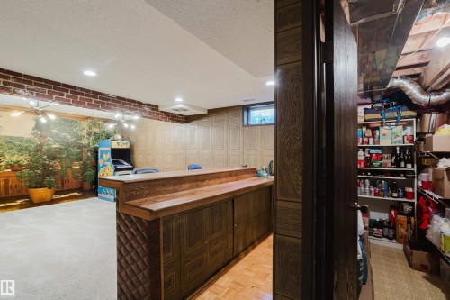 10433 32A Avenue Nw, Edmonton, AB - Indoor Photo Showing Basement