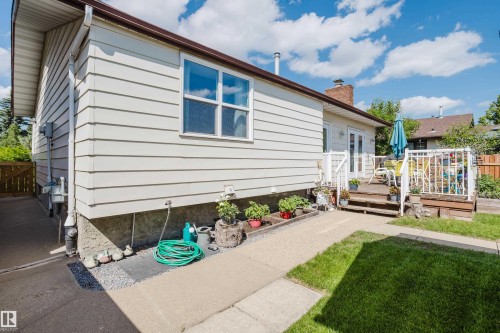 10433 32A Avenue Nw, Edmonton, AB - Outdoor With Exterior