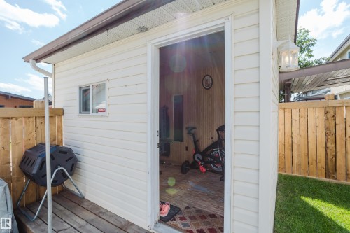 10433 32A Avenue Nw, Edmonton, AB - Outdoor With Exterior