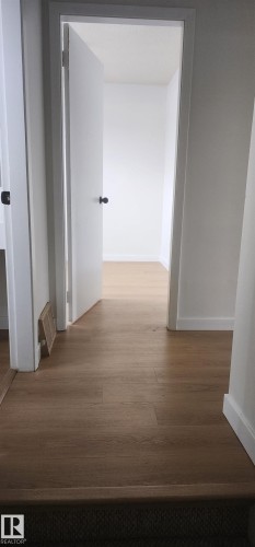 10942 161 Street Nw, Edmonton, AB - Indoor Photo Showing Other Room