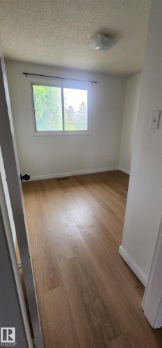 10942 161 Street Nw, Edmonton, AB - Indoor Photo Showing Other Room
