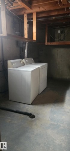 10942 161 Street Nw, Edmonton, AB - Indoor Photo Showing Laundry Room