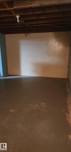 10942 161 Street Nw, Edmonton, AB - Indoor Photo Showing Other Room
