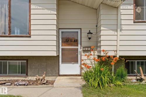 4912 11A Avenue Nw, Edmonton, AB 