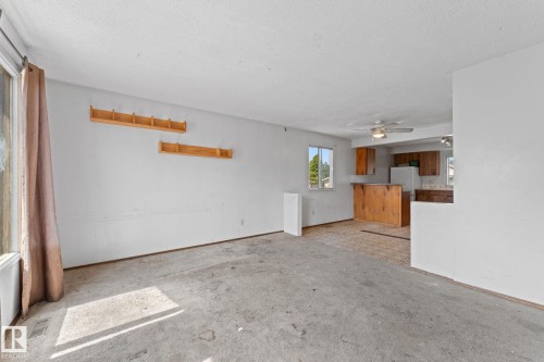 4912 11A Avenue Nw, Edmonton, AB 