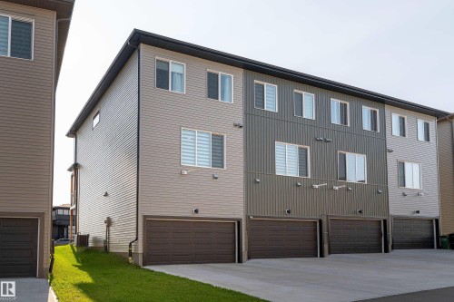 516 37 Street Sw, Edmonton, AB - Outdoor With Exterior